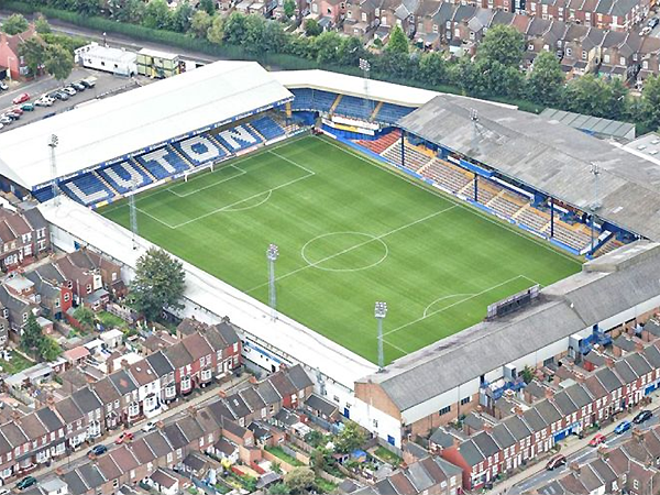 KENILWORTH ROAD