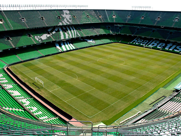 ESTADIO BENITO VILLAMARÍN