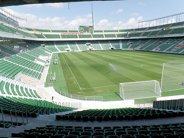 ESTADIO MANUEL MARTÍNEZ VALERO