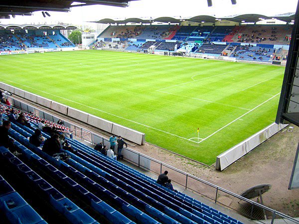 STADE MUNICIPAL JULES DESCHASEAUX