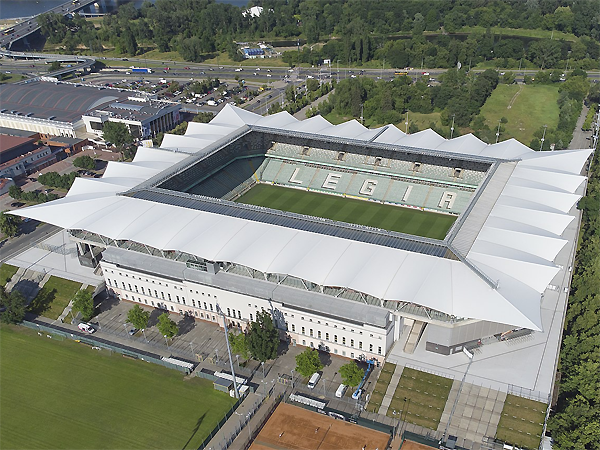 STADION WOJSKA POLSKIEGO W WARSZAWIE / WARSZAWA STADION WOJSKA POLSKIEGO W WARSZAWIE